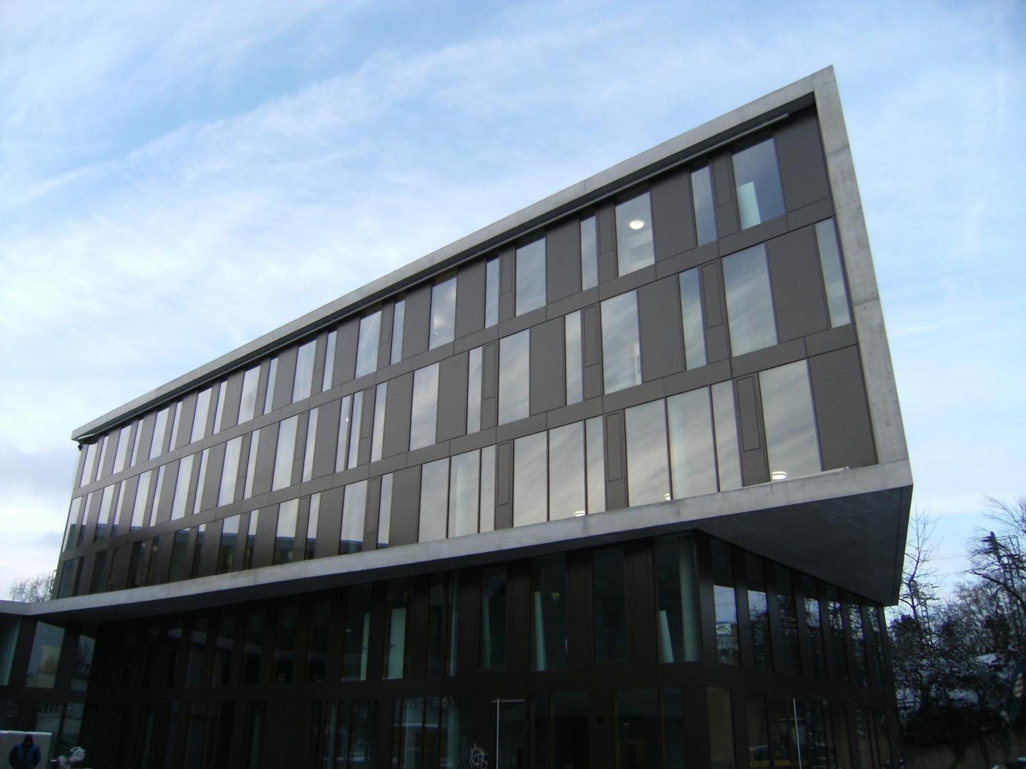 Jugendherberge Stuttgart Neckarpark Exterior photo